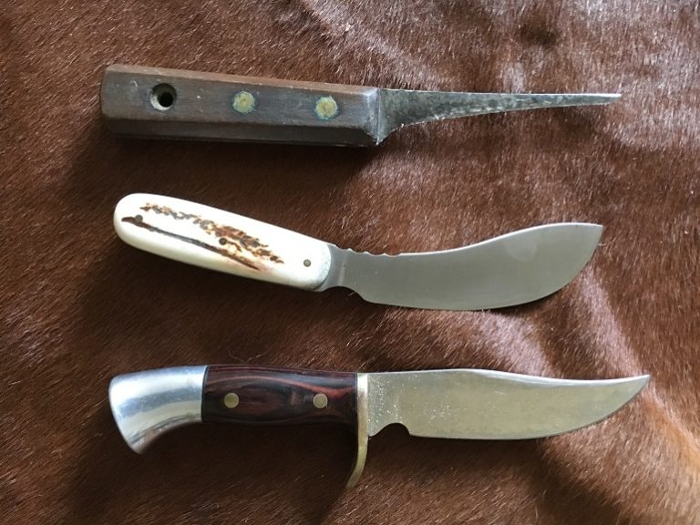 9 Best Skinning Knife Make Your Hunting Enjoyable!