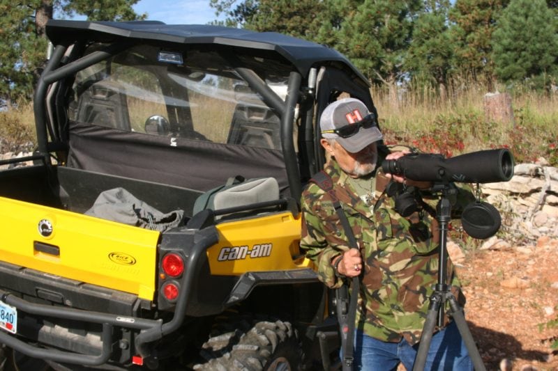 8 Best Spotting Scopes Under 500 [Professional Choices]