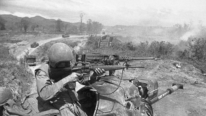 Vietnam U.S. Troops Guns Vietnam U.S. Troops Guns